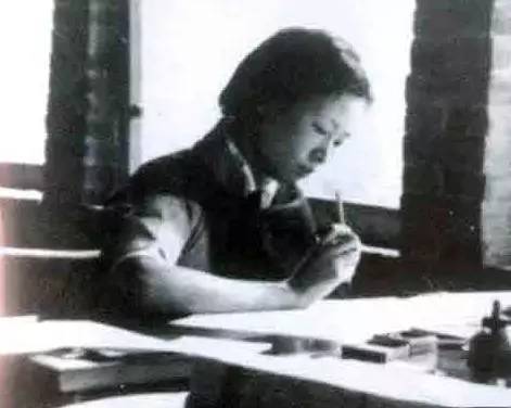 张默君.jpg