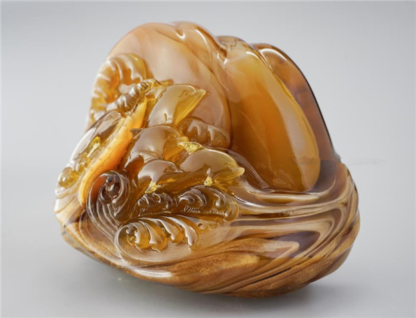 缅甸琥珀.jpg