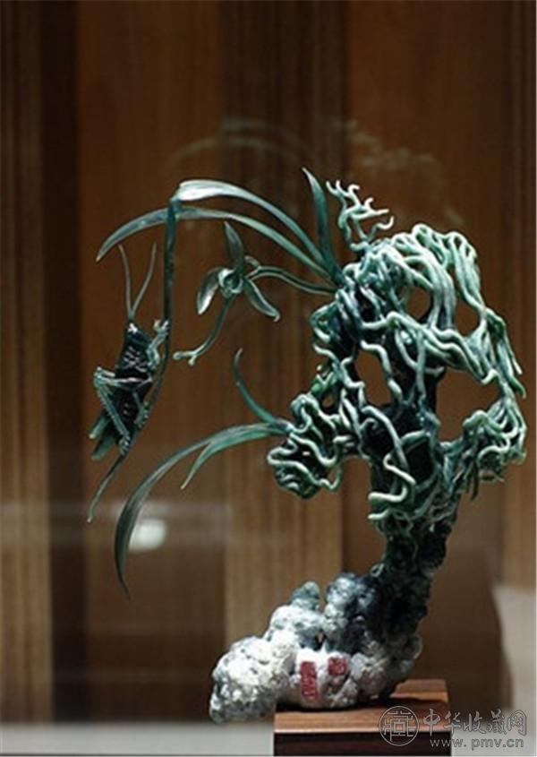 翡翠玉雕“御风而上”.jpg