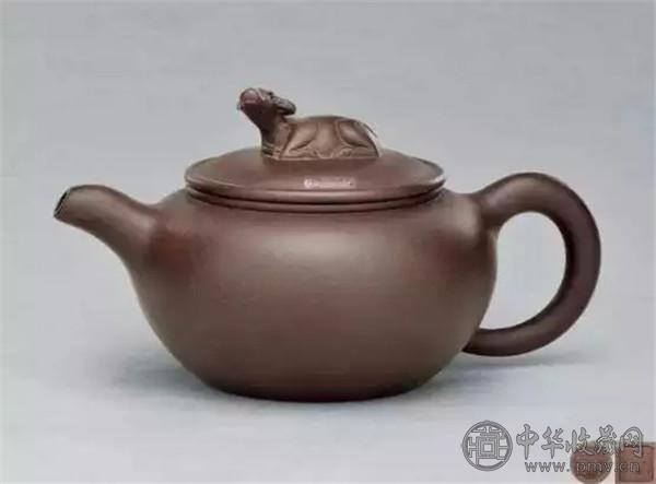 蒋蓉 牛盖莲子壶.webp.jpg
