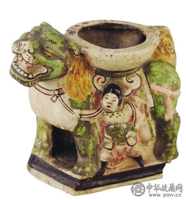 武士牵狮俑.jpg