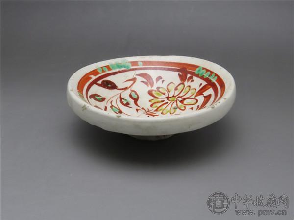 白地红绿彩瓷器 (1).jpg