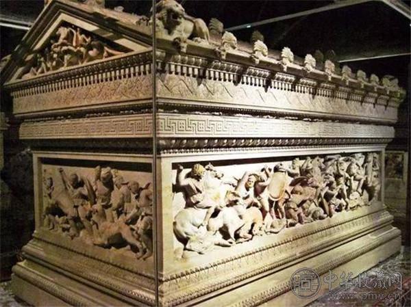 亚历山大石棺，公元前4世纪，浅浮雕描绘了亚历山大大帝的戎马生涯.jpg