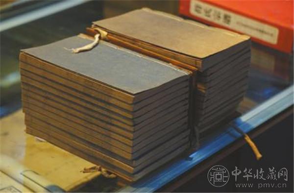 妙复轩评本《红楼梦》共24册.jpg 妙复轩评本《红楼梦》共24册.jpg