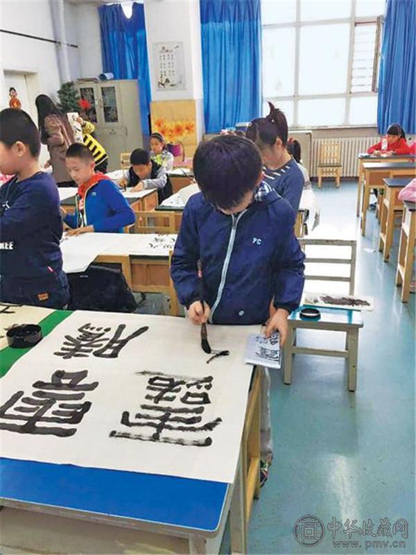 校园书法课缘何成为鸡肋.jpg
