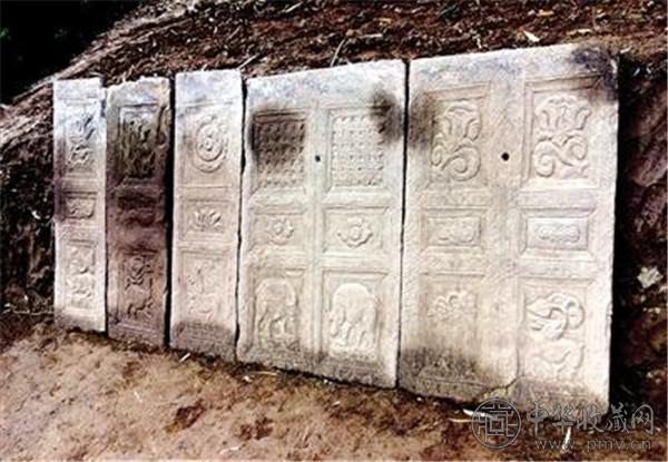 重庆发现叠加墓葬群35座 墓主属当时中产阶层.jpg