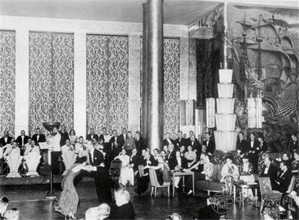 诺曼底号头等舱「大华厅」.jpg 诺曼底号头等舱「大华厅」.jpg