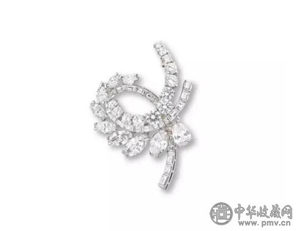 钻石胸针.jpg 钻石胸针.jpg