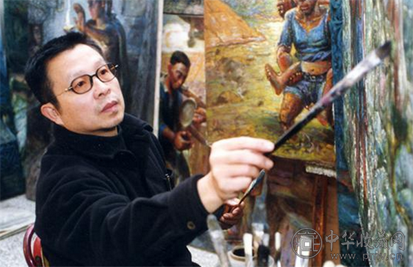 罗中立工作照.png