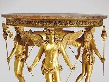 镀金桌台，19世纪，纪梵希收藏