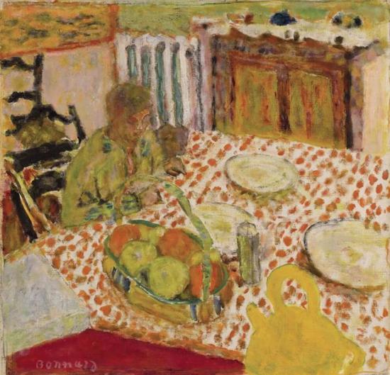 皮耶·博纳尔（Pierre Bonnard）《玛特与狗坐在桌前》 　　约1930年作 　　款识：画家签名 　　油彩画布 　　43.3 x 44.2 公分