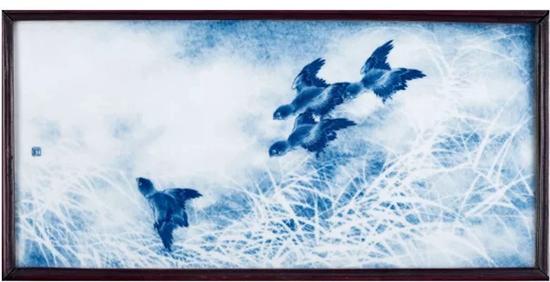 民国 王步绘青花芦雀图瓷板 　　成交价：RMB 4，255，000