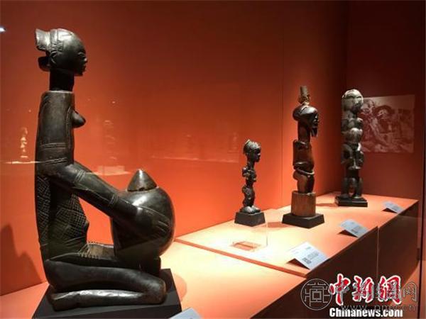 走进非洲——中非珍品雕像艺术展.jpg