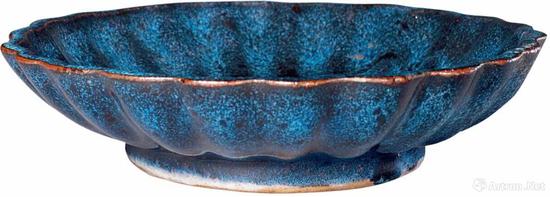 明石湾窑窑变釉菊瓣洗  高5.2厘米，口径20.6厘米，足径11.4厘米