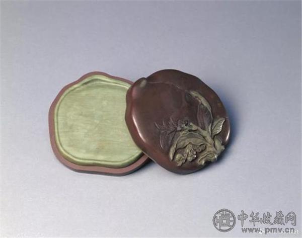 松花石桃式砚.jpg