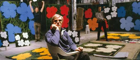 安迪-沃霍尔在其纽约工作室，1964年