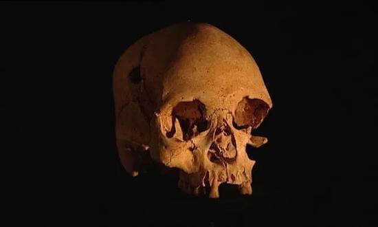 卢西亚，11500年的一具女性头骨，是在美洲大陆发现的最古老的头骨