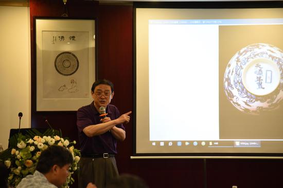 古陶瓷鉴赏专家、中汉拍卖公司顾问汤伟建