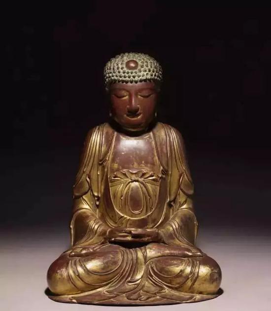 明晚清初 檀香木胎髹漆释迦牟尼