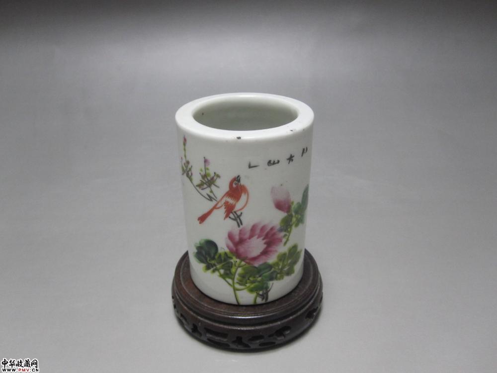 民国粉彩花鸟笔筒 民国粉彩花鸟笔筒