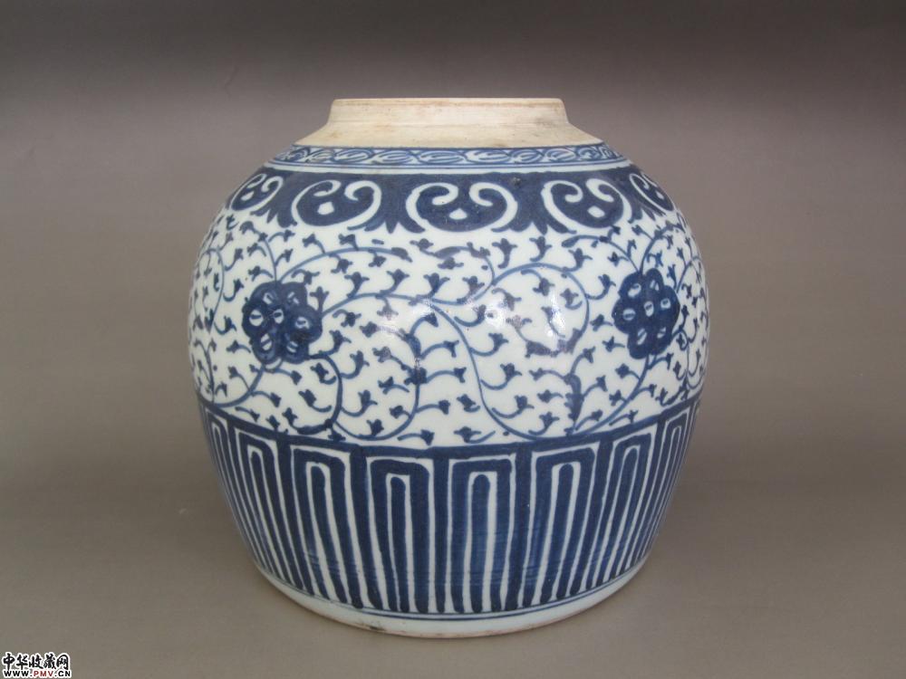 清雍正青花缠枝莲罐 清雍正青花缠枝莲罐