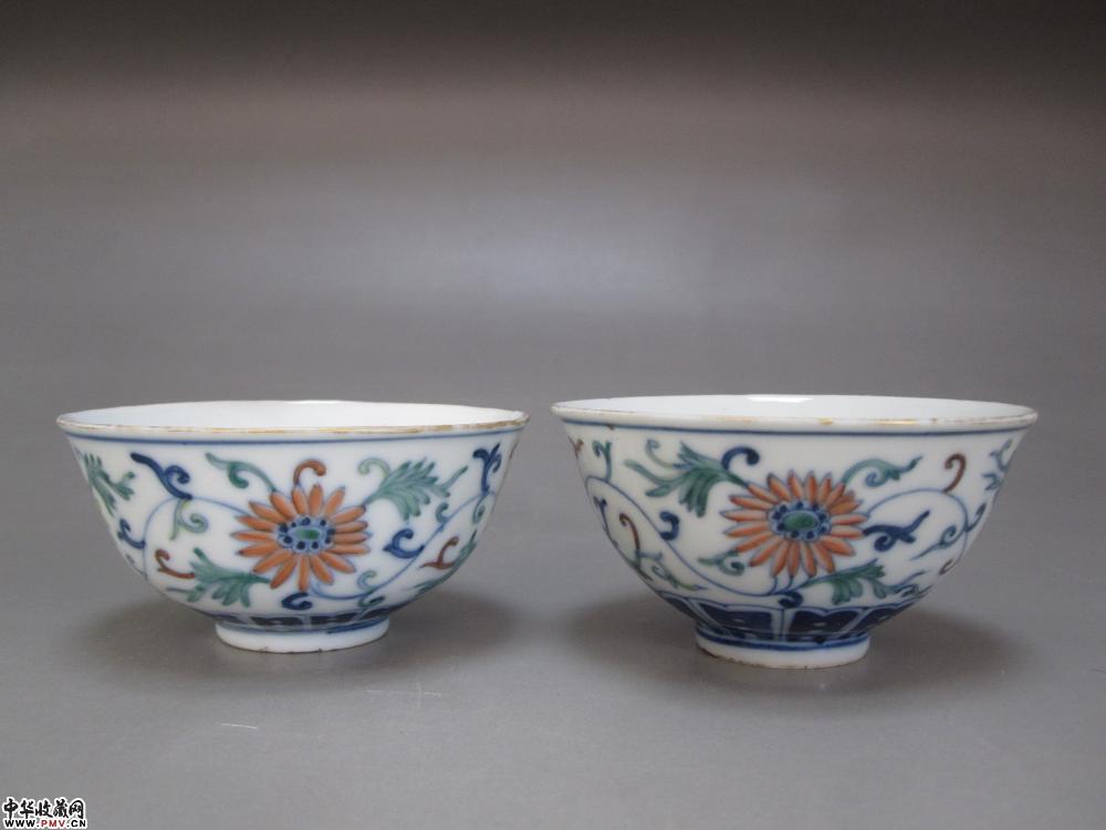 光绪斗彩缠枝菊纹压手杯一对《已售》 光绪斗彩缠枝菊纹压手杯一对《已售》