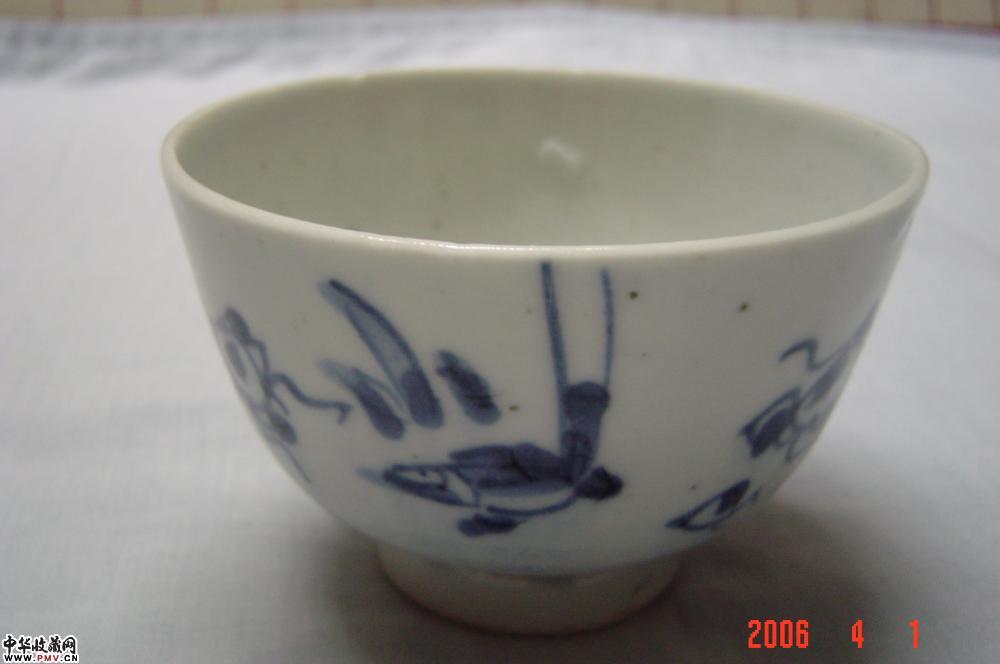清早青花鱼纹碗