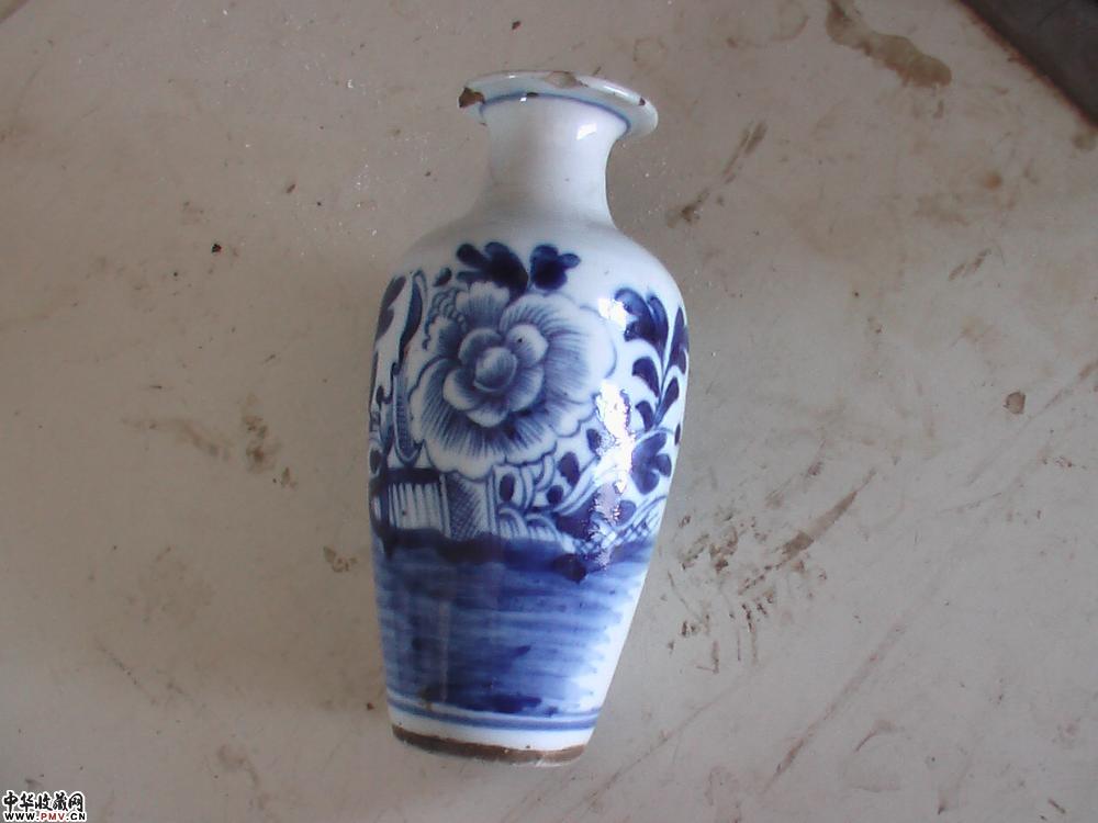 青花瓶