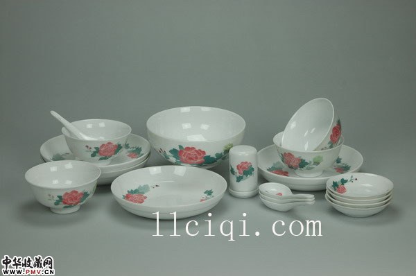四季花卉红芙蓉十八头富贵餐具§红芙蓉18头餐具醴陵釉下五彩瓷器§红芙蓉18头中餐具 金领白领日用餐具首选 四季花卉红芙蓉十八头富贵餐具§红芙蓉18头餐具醴陵釉下五彩瓷器§红芙蓉18头中餐具 金领白领日用餐具首选