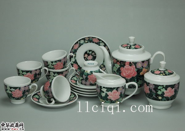 盛世繁华十五头方肩茶具咖啡具,15头黑底满花茶具Ceramic tea set
