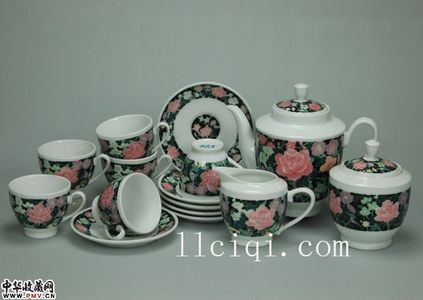 盛世繁华十五头方肩茶具咖啡具,15头黑底满花茶具Ceramic tea set 盛世繁华十五头方肩茶具咖啡具,15头黑底满花茶具Ceramic tea set