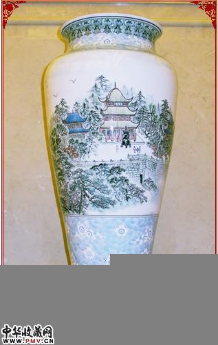 洞庭秋月，潇湘八景花瓶，陈列于人民大会堂