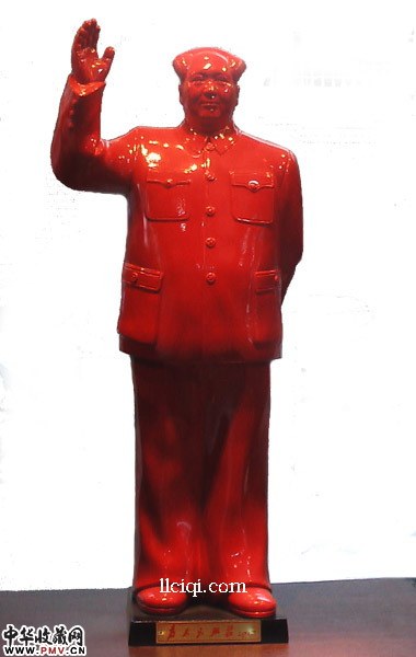中国红瓷毛主席瓷雕像，55CM高
