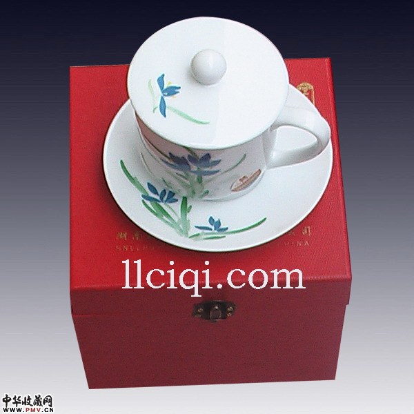 兰草常委杯带碟(品牌：红官窑；等级：一级)