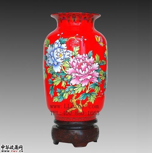 中国红瓷手绘花瓶花开富贵，醴陵红瓷高档花瓶，珍贵红瓷礼品花瓶
