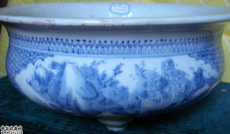明德化窑青花炉