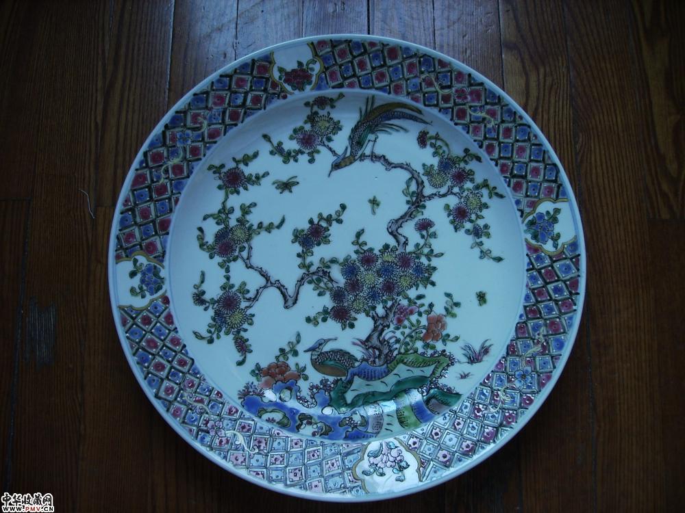 清代粉彩花鸟图案瓷盘