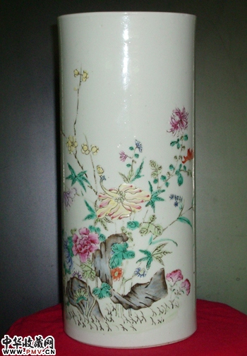 清*同治粉彩花卉帽筒