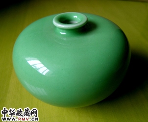 光绪官窑苹果尊