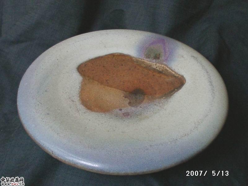 元钧瓷月白红斑窑变碟