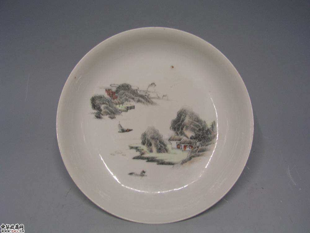 雍正墨彩山水碟