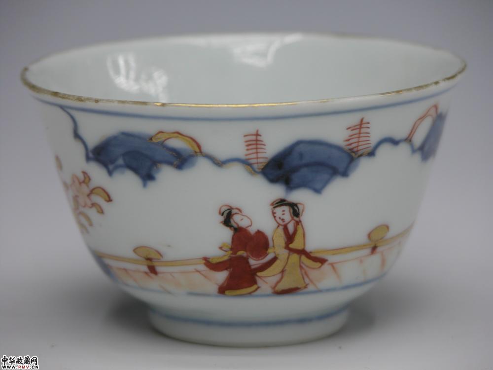 康熙青花矾红描金人物小杯