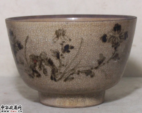 B21 哥窑青花花卉水钵