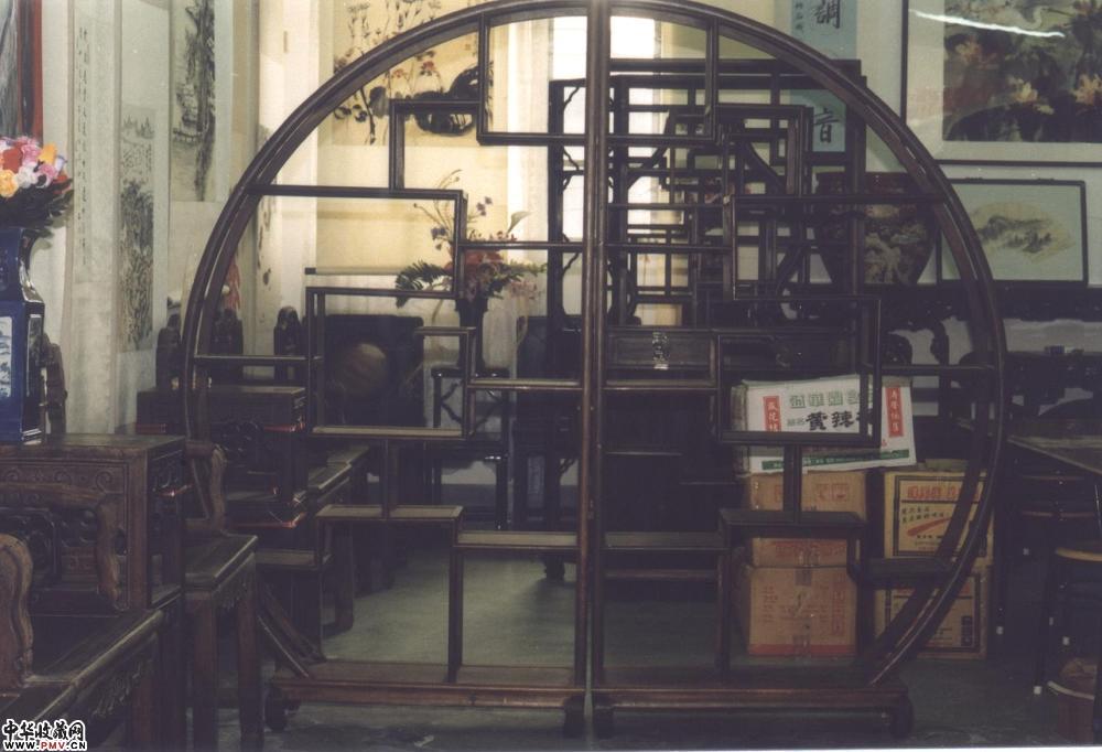 鸡翅木半园博古架对庄