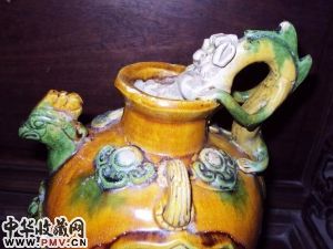 唐三彩钴蓝釉鸡首壶亮相扬州收藏资讯|艺术家|书画家|书画名人|书法家