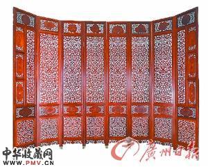 明式海南黄花梨透雕螭龙纹八扇大围屏 明式海南黄花梨透雕螭龙纹八扇大围屏