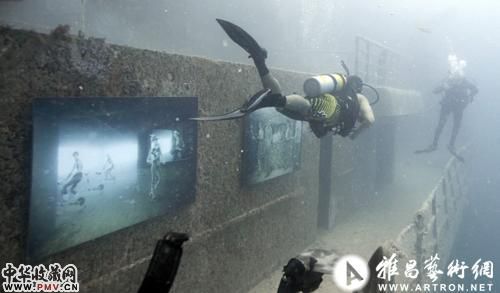 奥地利艺术家Andreas Franke 水下的艺术展