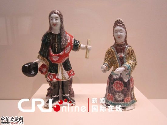 身着法国服装的欧洲人物像 中国造