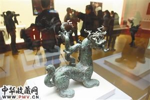 青铜神兽――凤舞龙翔骋乐思