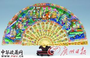 象牙彩绘人物庭园图扇